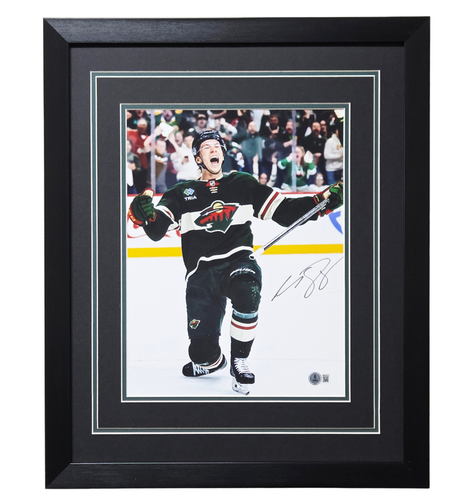 Matt Boldy Signed & Professionally Framed 11x14 Photo #7