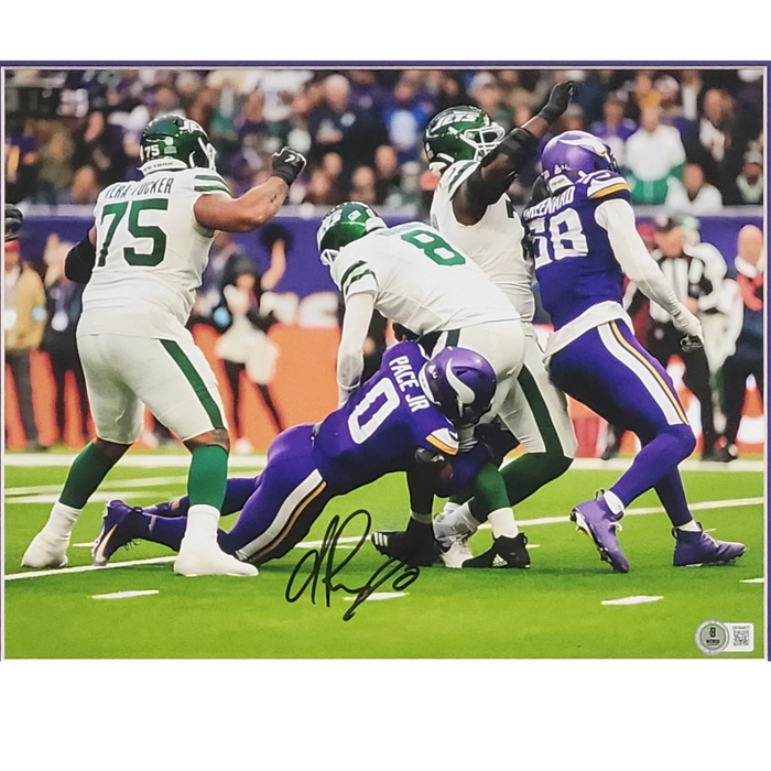 Ivan Pace Jr. Signed 11x14 Photo #4