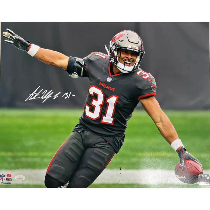 Antoine Winfield Jr Signed Buccaneers 16x20 Photo